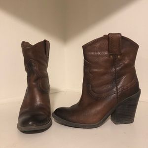Lucky Brand boots